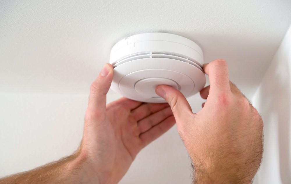Government mandates smoke and carbon monoxide alarms in rented homes